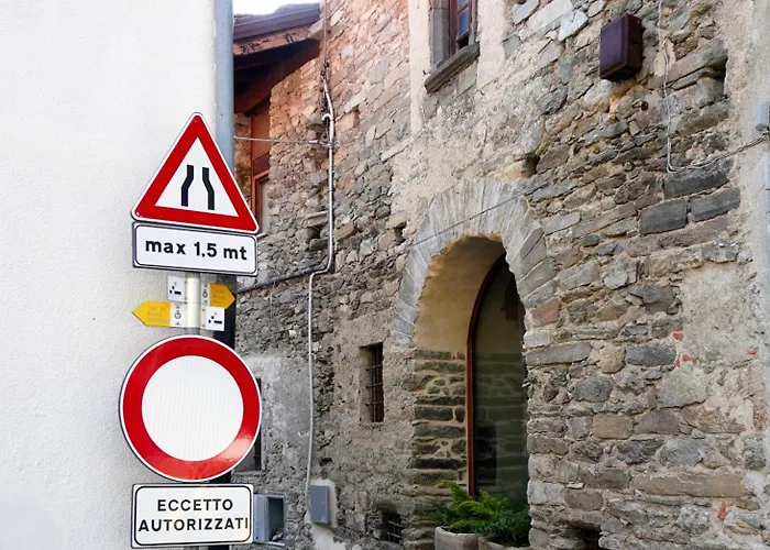 La Torre Colombaia - Monumento Del 1400 Appartement Arnad